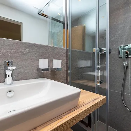 Апартаменты Michis 3*